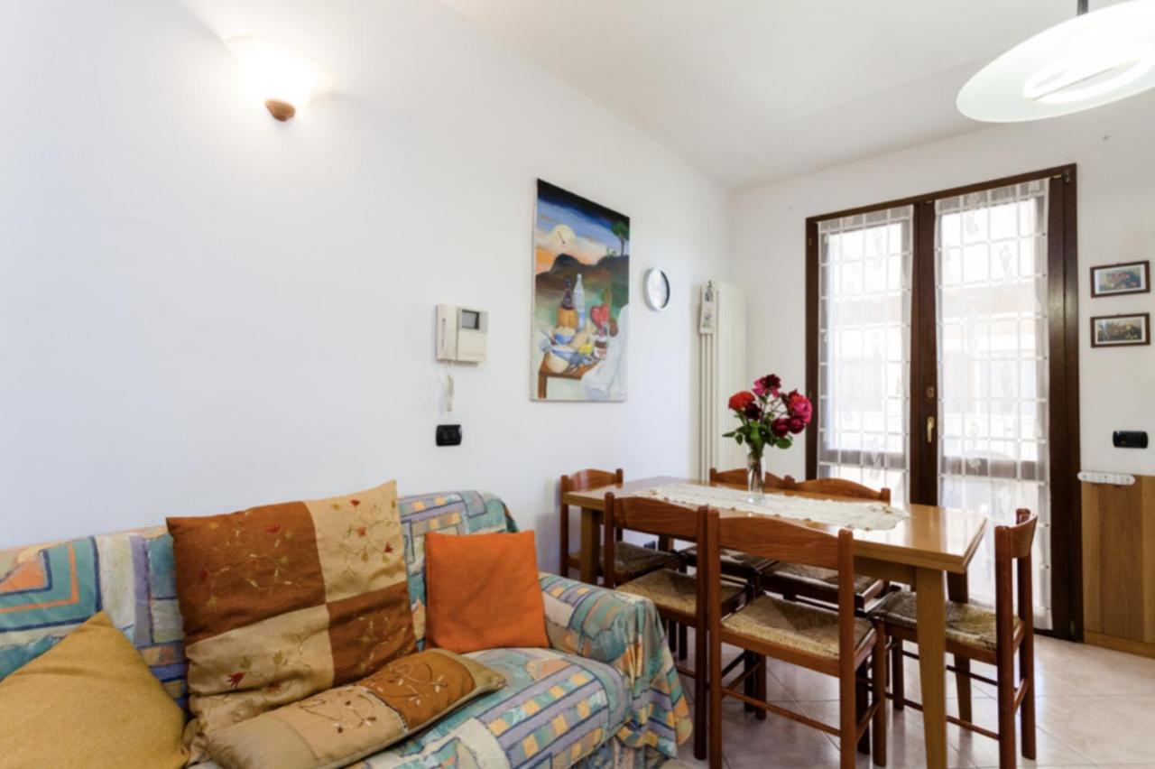Relax In Collina Apartment Misano Adriatico Exterior photo