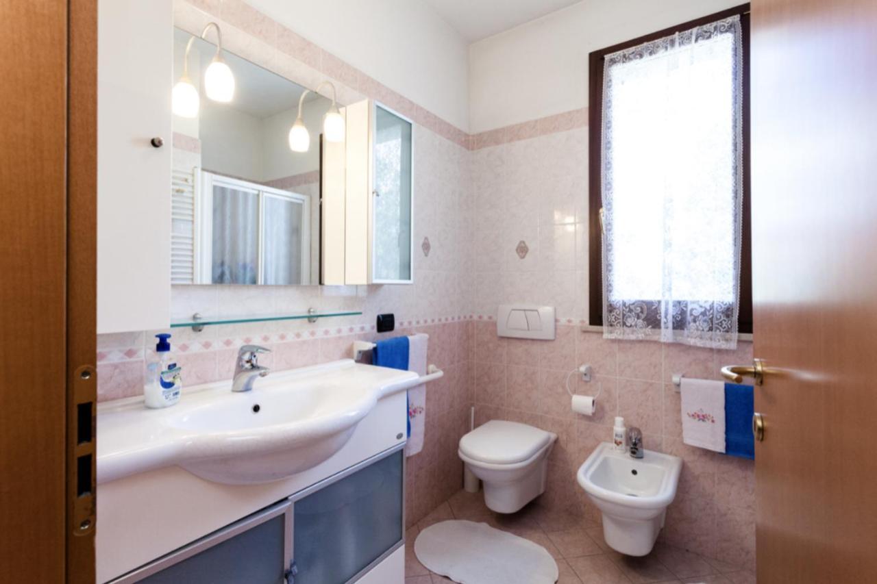 Relax In Collina Apartment Misano Adriatico Exterior photo
